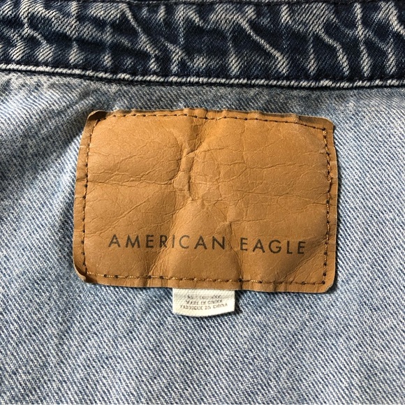 American Eagle Outfitters Cotton Dark Wash Distressed Details Jean Jacket XL - Picture 9 of 12